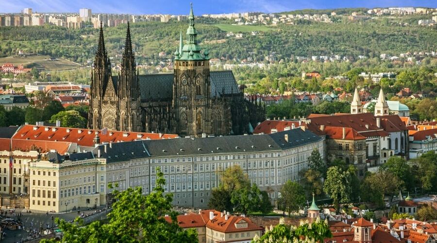 Bohemya'nın Işıltısı Prag Turu 2 Gece Ajet Havayolları İle