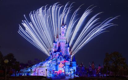 Paris & Disneyland Turu Thy İle Sömestre Özel Disneyland Konaklama & Multi-Park Giriş Dahil 4 Gece 5 Gün 2026