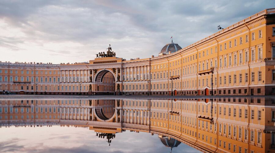 KRAL & KRALİÇE: ST. PETERSBURG & MOSKOVA PC 2026 (LED-VKO)  5 GECE 6 GÜN | ST. PETERSBURG & MOSKOVA