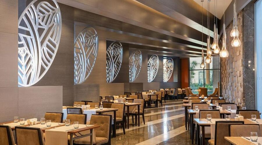 Elexus Hotel Resort Casino Spa