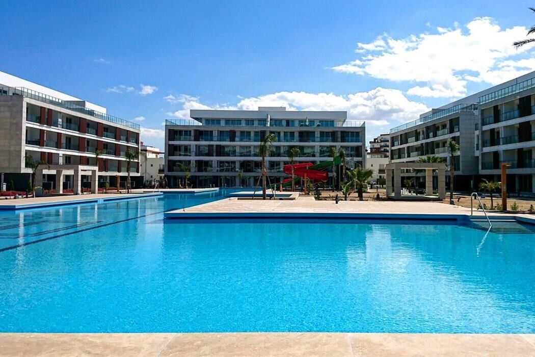 Courtyard Long Beach Holiday Resort