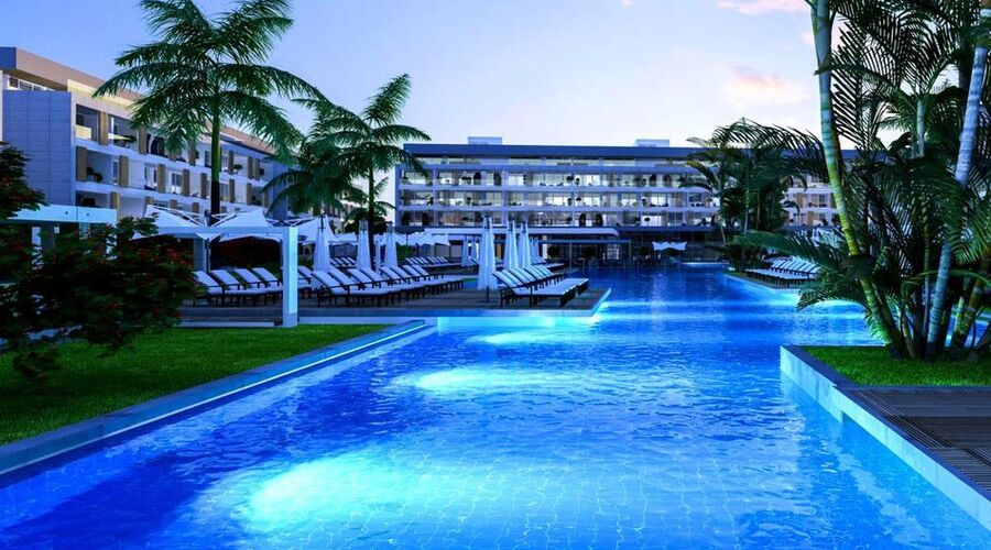 Courtyard Long Beach Holiday Resort