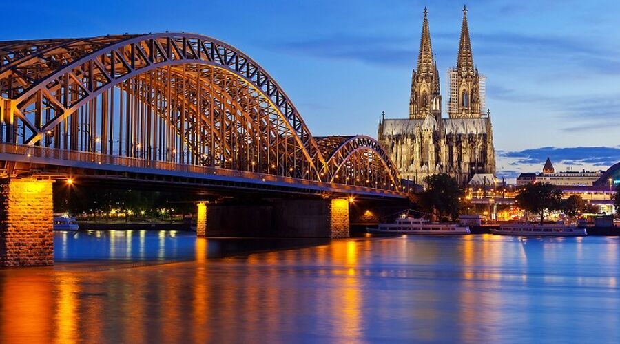 MEGA BENELUX & PARİS & COLMAR & KÖLN TURU Pegasus Havayolları ile 7 gece