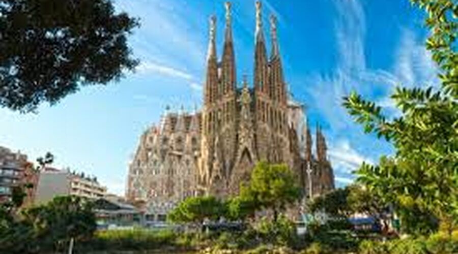 ADANA’DAN MEGA BENELÜX & PARİS & COLMAR & KÖLN SunExpress Havayolları ile 6 gece