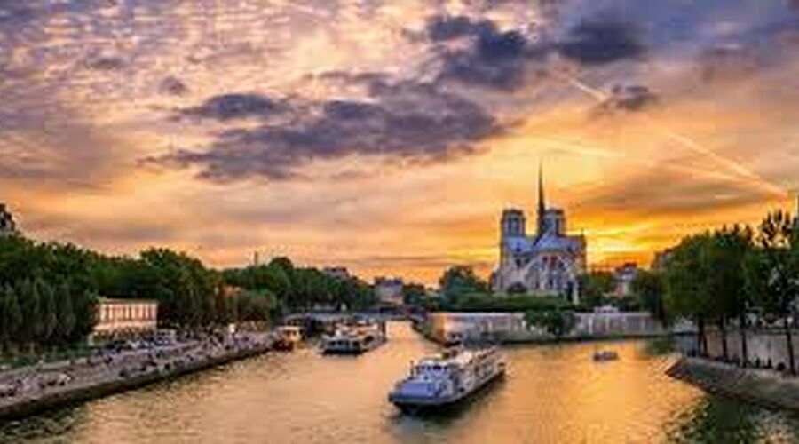 İZMİR ‘DEN MEGA BENELÜX & PARİS & COLMAR & KÖLN SunExpress Havayolları ile 6 gece