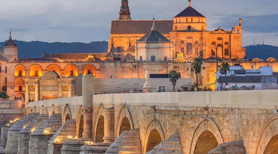 Elegant Mega Portekiz ve Endülüs Turu Türk Havayolları ile 7 Gece (OPO-AGP) FL001