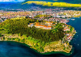 Kosovalı Büyük Balkanlar Turu Yılbaşı Özel THY ile Extra Turlar ve Akşam Yemekleri Dahil SKP-SJJ