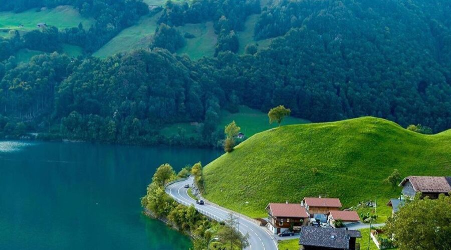 Sömestre Özel  Bernina Express ile Bir Avrupa Masalı Turu Pegasus Havayolları ile 7 Gece 8 Gün BGY-BGY IS001