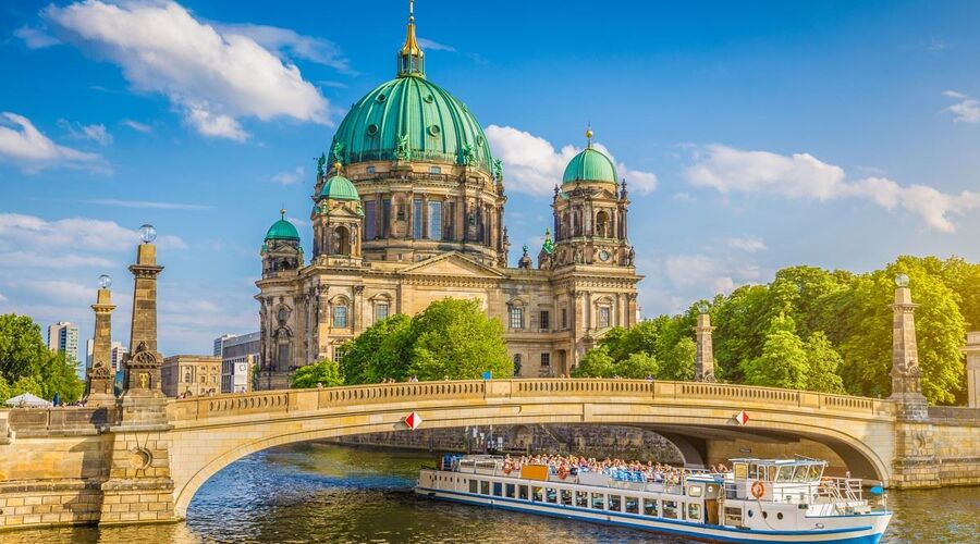 Kültür ve Tarihin İzinde Polonya & Almanya Turu THY İle Kurban Bayramı Özel 7 Gece 8 Gün 2026