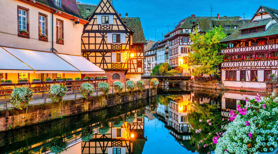 Yılbaşı Özel Görkemli Rüya Üçgeni İsviçre & Fransa & Almanya Turu Türk Havayolları ile 4 Gece ATS001