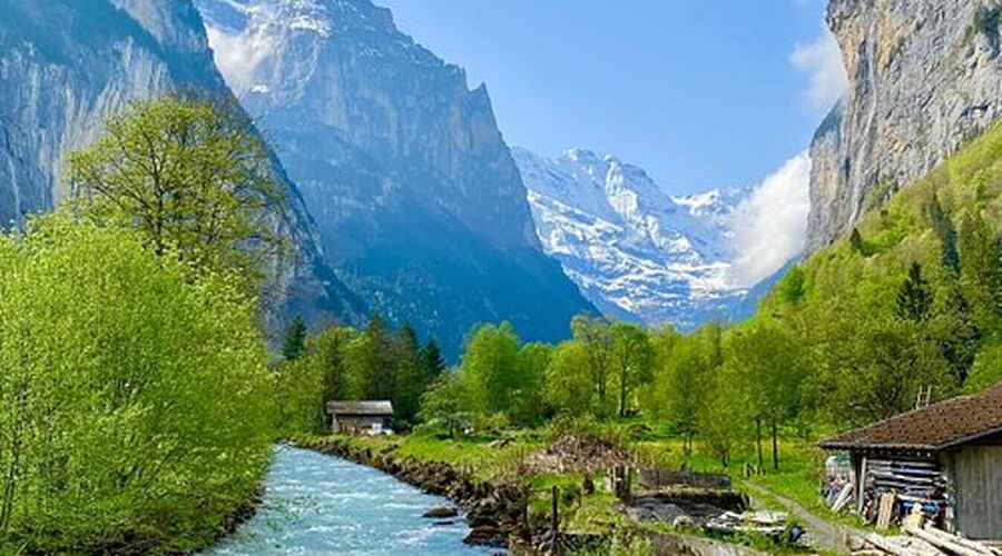 Noel Pazarları Rüyası -İsviçre Fransa Almanya Turu Türk Havayolları ile 4 Gece 5 Gün