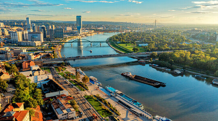 Kosovalı Büyük Balkanlar Turu AJet ile Extra Turlar ve Akşam Yemekleri Dahil SKP-SJJ