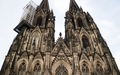 Ramazan Bayramı Özel Antalya Hareketli Görkemli Üçlü Benelüx Fransa Almanya Turu Sun Express Havayolları ile 7 Gece ATS001