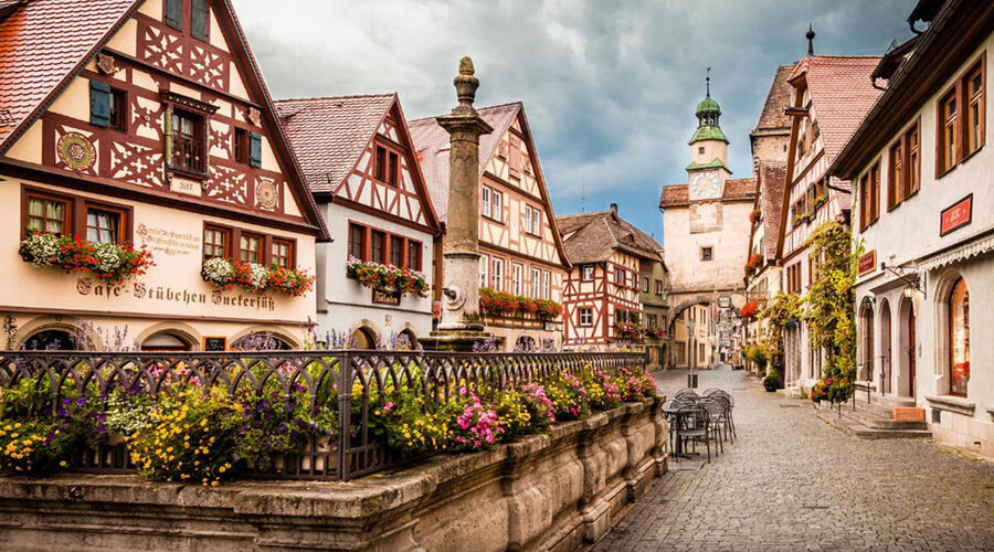 Ramazan Bayramı Özel Ankara Hareketli Görkemli Rüya Üçgeni Almanya & Fransa & İsviçre Turu SunExpress ile 4 Gece ATS001