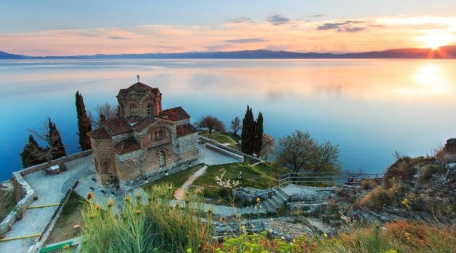 Kosovalı Büyük Balkanlar Turu AJet ile Extra Turlar ve Akşam Yemekleri Dahil TIA-PRN