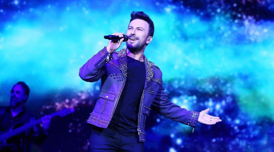 Dubai İkonları Air Arabia İle 3 Gece Megastar Tarkan Konseri Sahne Önü Golden Circle Kategori Bilet Dahil
