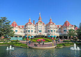 PARİS & DISNEYLAND TURU Pegasus Havayolları ile 4 gece