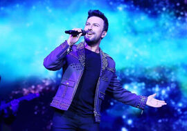 Dubai İkonları Air Arabia İle 3 Gece Megastar Tarkan Konseri Diamond Kategori Bilet Dahil